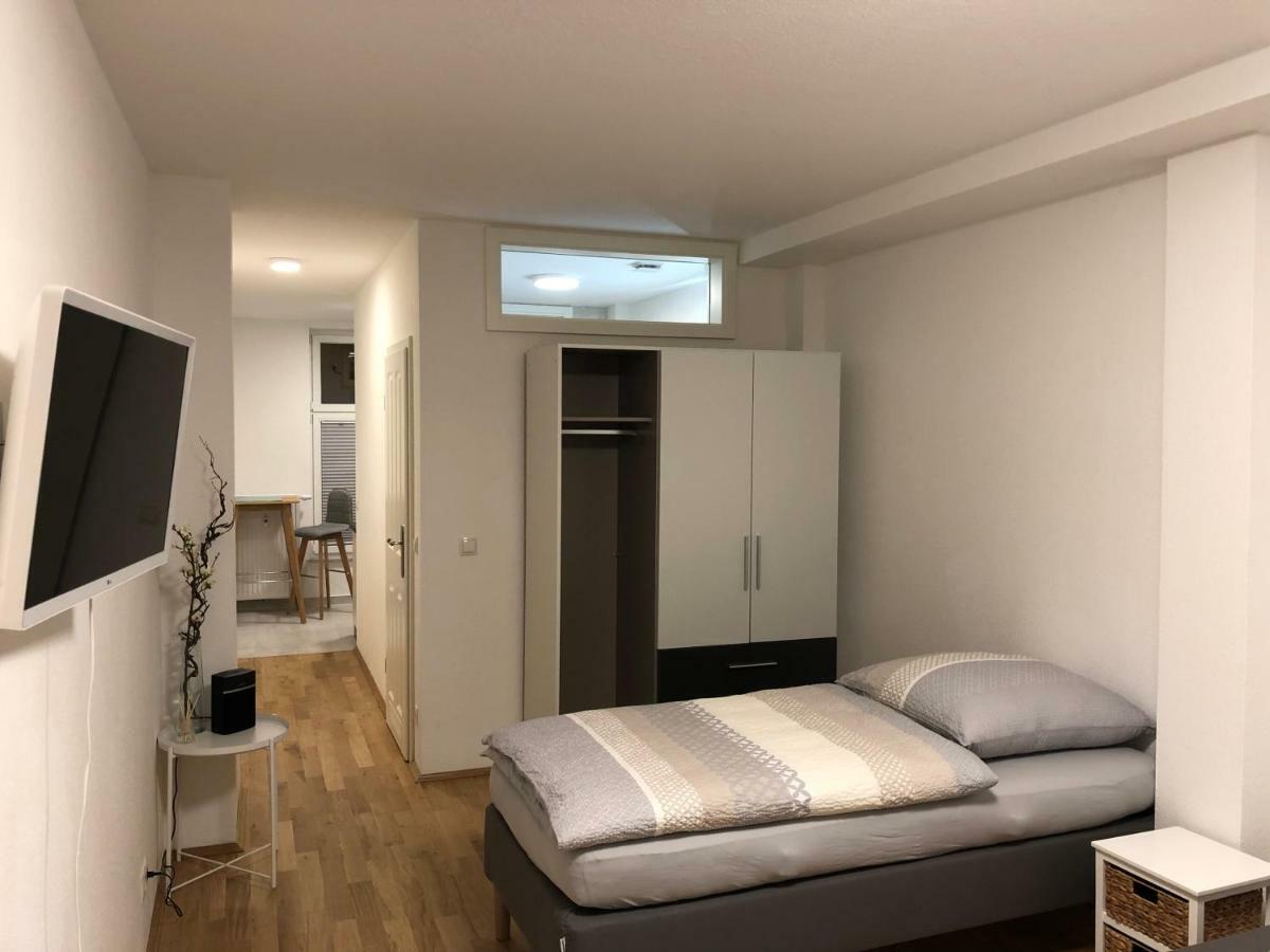Apartment Am Schlossplatz Erlangen Exterior foto